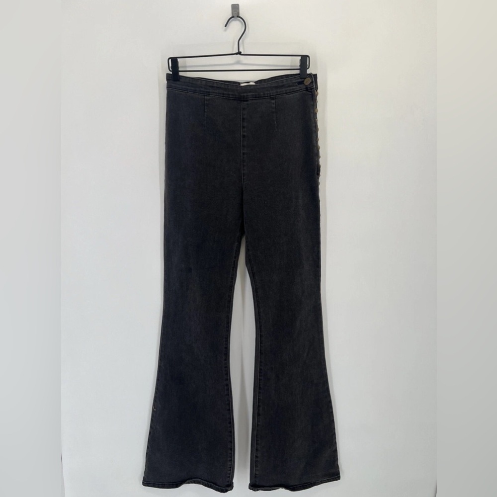 Amuse Society Fulton Side Studded Washed Black High Waisted Flare Jeans
